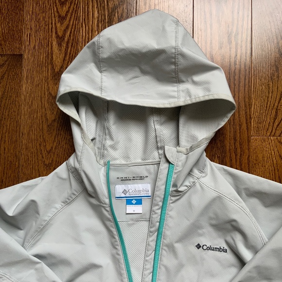 COLUMBIA Windbreaker Light Grey with Teal Detail. Size M. - Picture 2 of 9